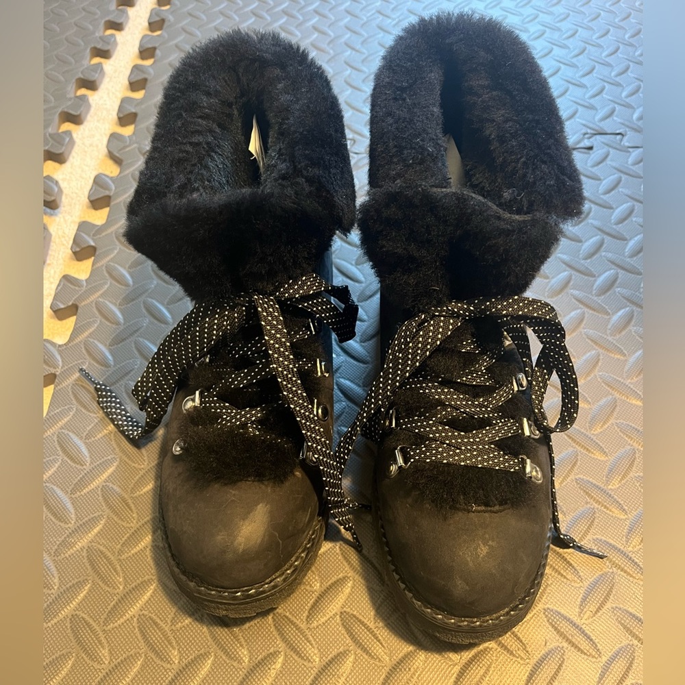 Jcrew women’s fur lined boots size 8